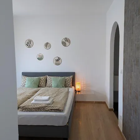 Marcushof Apartment *